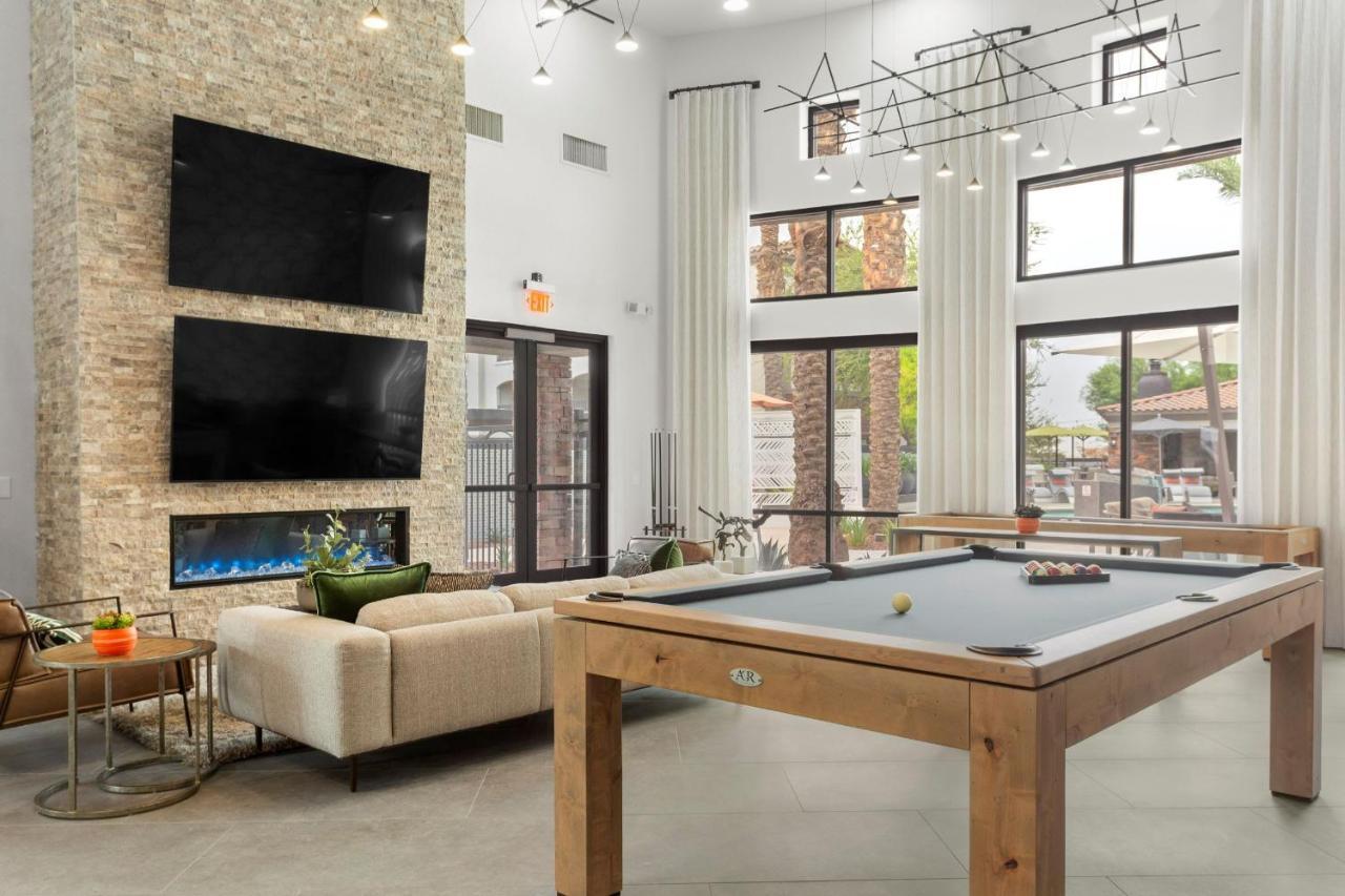 Cozysuites Glendale By The Stadium With Pool 01 Exterior photo